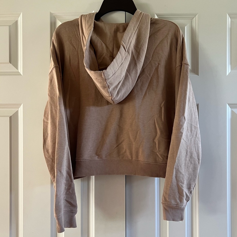American Eagle Women’s Brown Cropped Zip Up Hoodie Size Small - Picture 5 of 8
